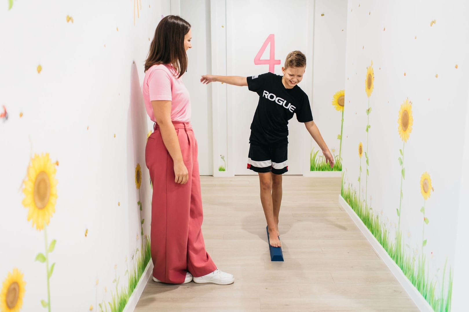 Child doing occupational therapy in gold coast clinic